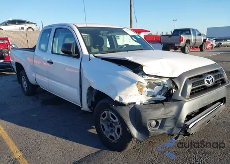 2015 Toyota Tacoma z USA, uszkodzony, nr VIN 5TFTX4CN0FX063784